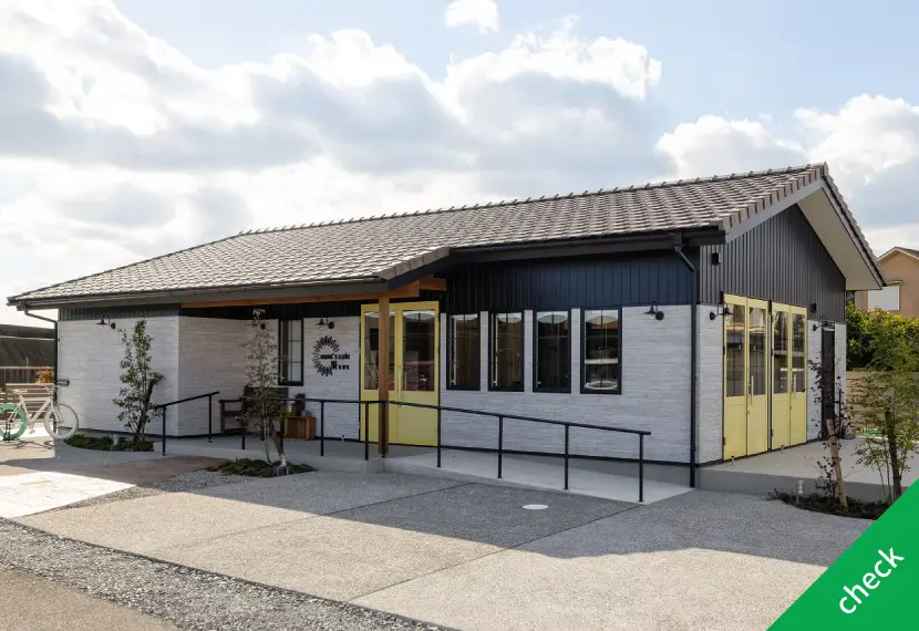 mon’s cafe 陽ひなた 様